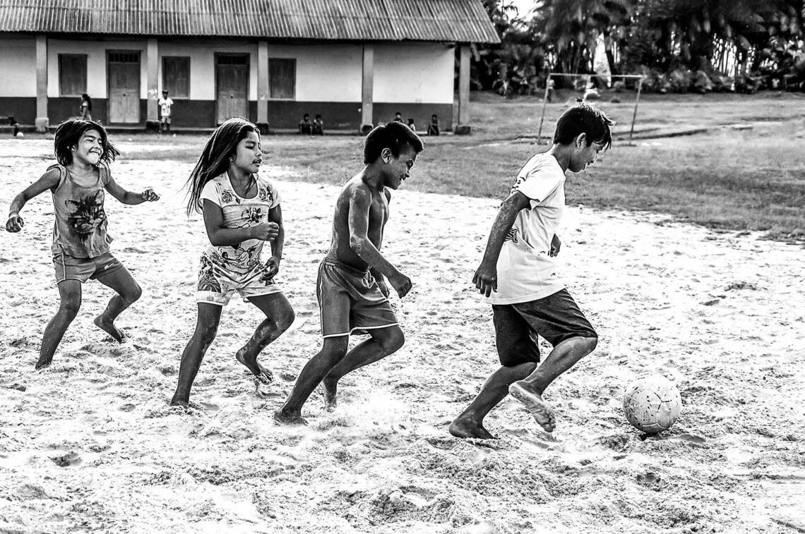 O futebol entre os povos indígenas do Brasil