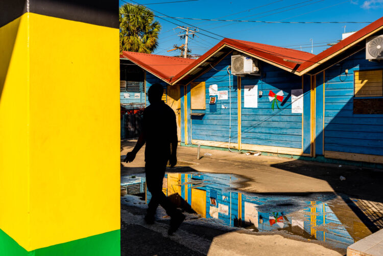 Cores da Jamaica, Imagem Destacada de Camille Garzon finalista no Prêmio Portfólio FotoDoc 2023