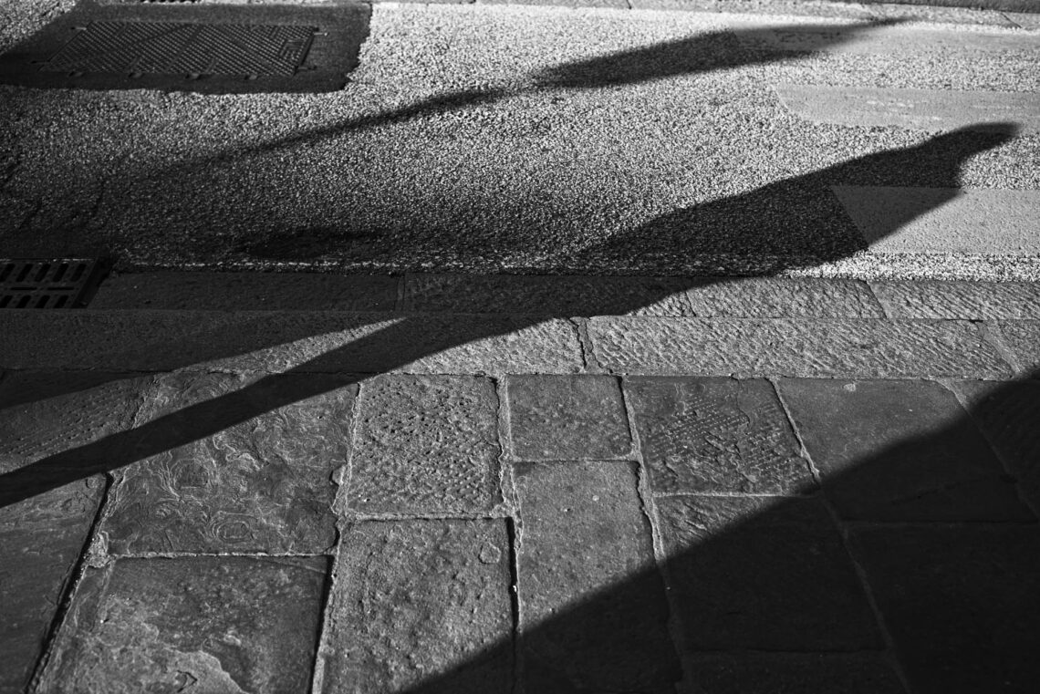 Caminhando ao Pôr-do-sol