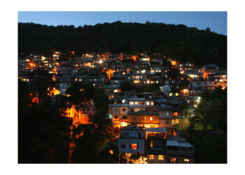 Retrato trágico do Brasil das armas