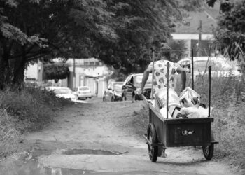 Uberização do trabalho