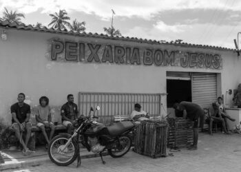 Tecer o tempo caiçara