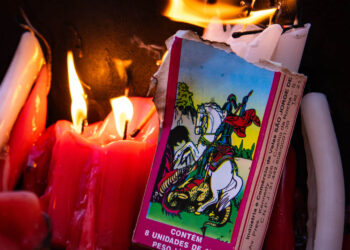 As roupas e as armas de Jorge