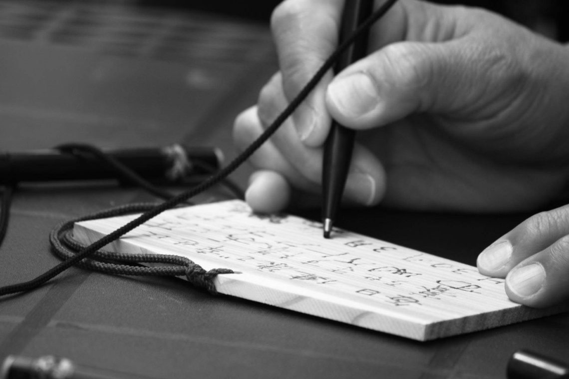 Mãos: entre o fazer e o sentir