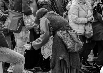 Invisível ou renegada?