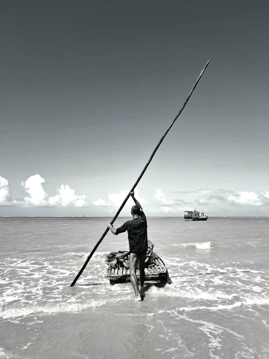Com os pés na terra e o coração no mar