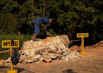 O retorno e fim de Sísifo