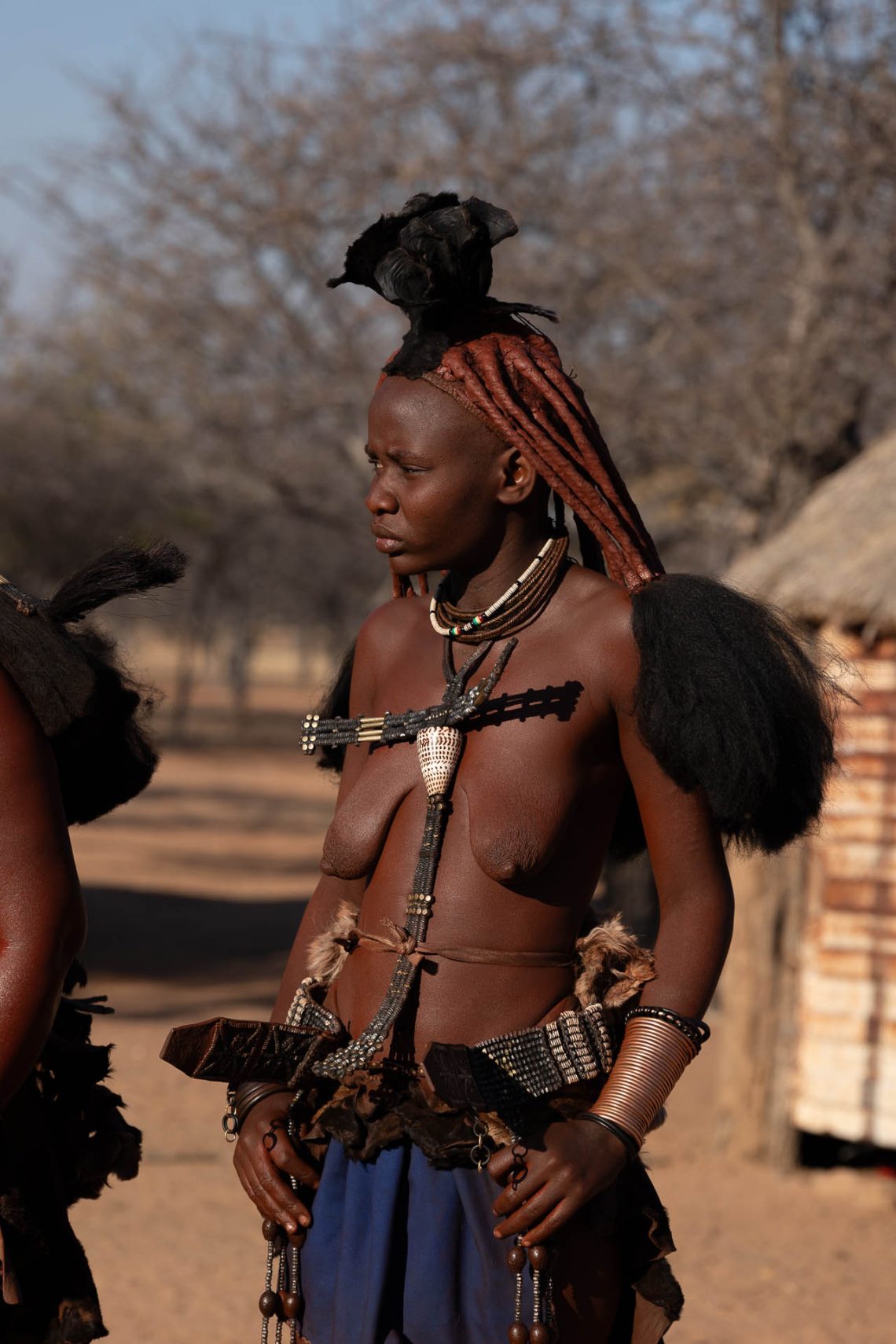 Guardião do Deserto: Mulheres Himba e a Poesia da Terra