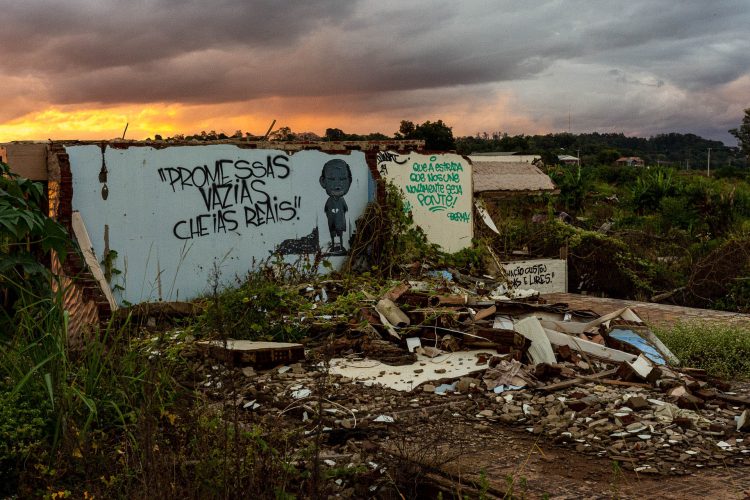 Imagem do Ensaio Depois da Chuva. de Priscila Ribeiro, finalista no Prêmio Portfólio FotoDoc 2025.