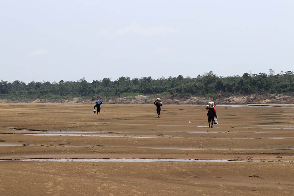 Estiagem no Rio Amazonas