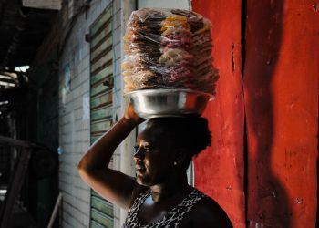 Nas entranhas da feira