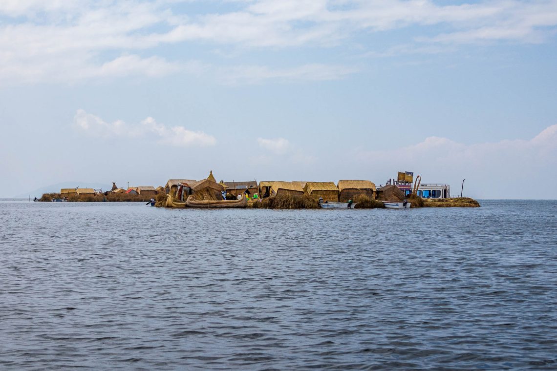 Entre Água e Céu: A Vida dos Uros no Lago Titicaca