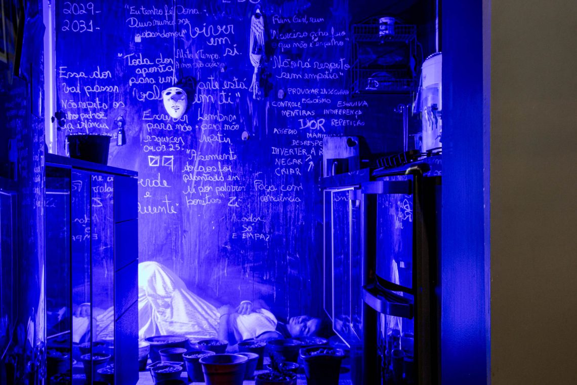 Capítulo 4: Em março, eu morri