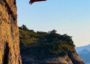 Salte como uma menina