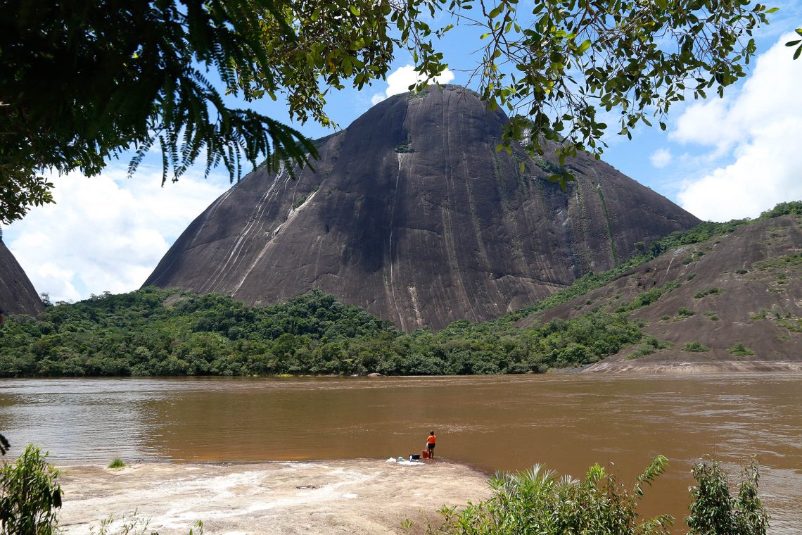 O rio como sustento, os cerros como guardiões