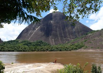 O rio como sustento, os cerros como guardiões