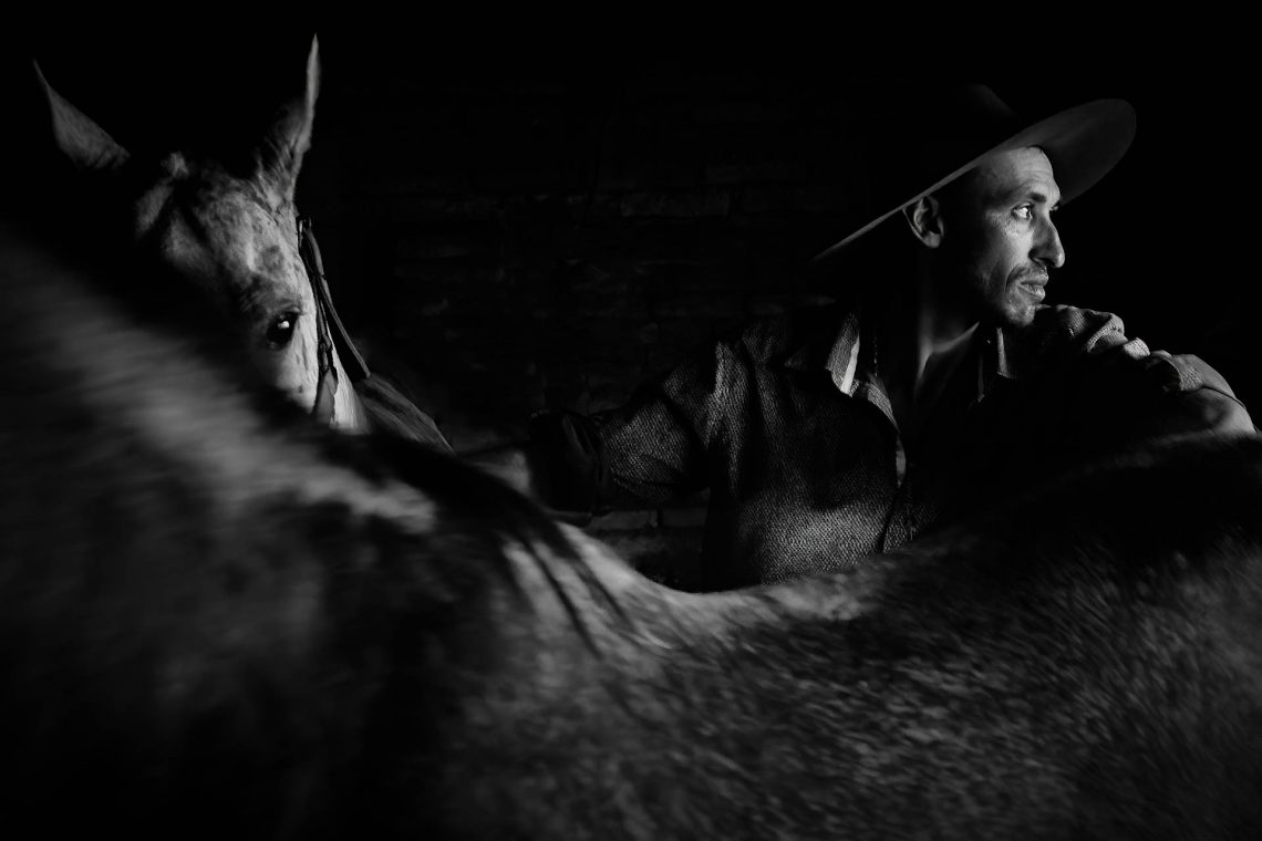 Num galpão de estância uruguaio