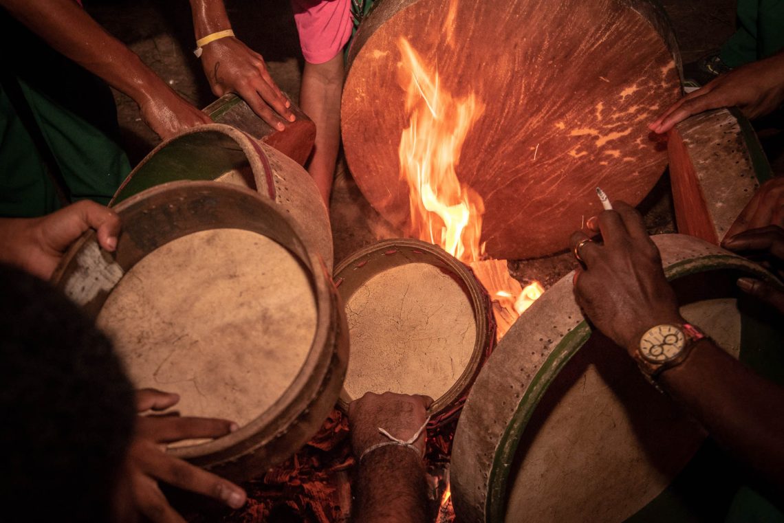Esquenta para o couro cantar