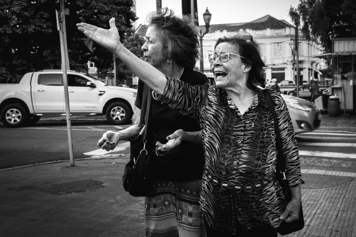 Expressões em Movimento