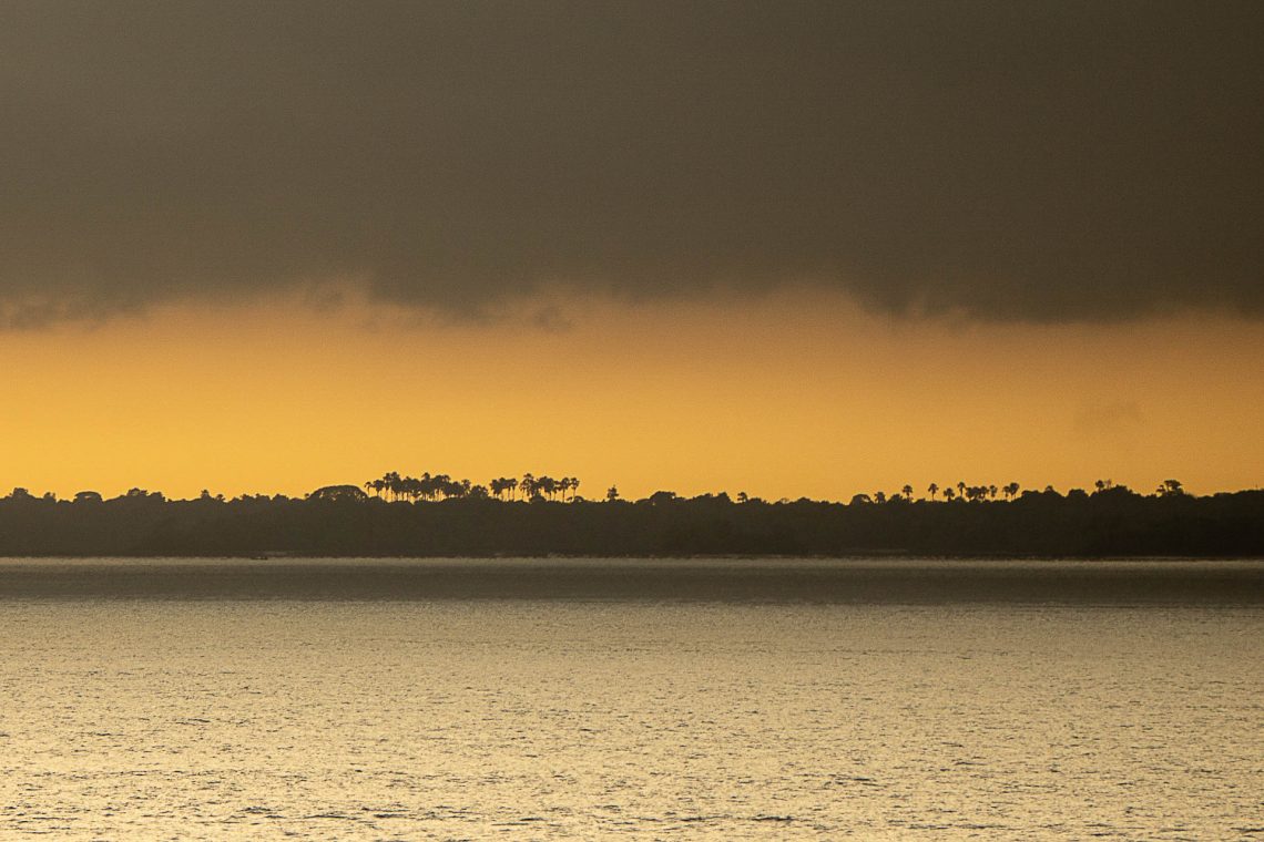 Amanhecer na Amazônia