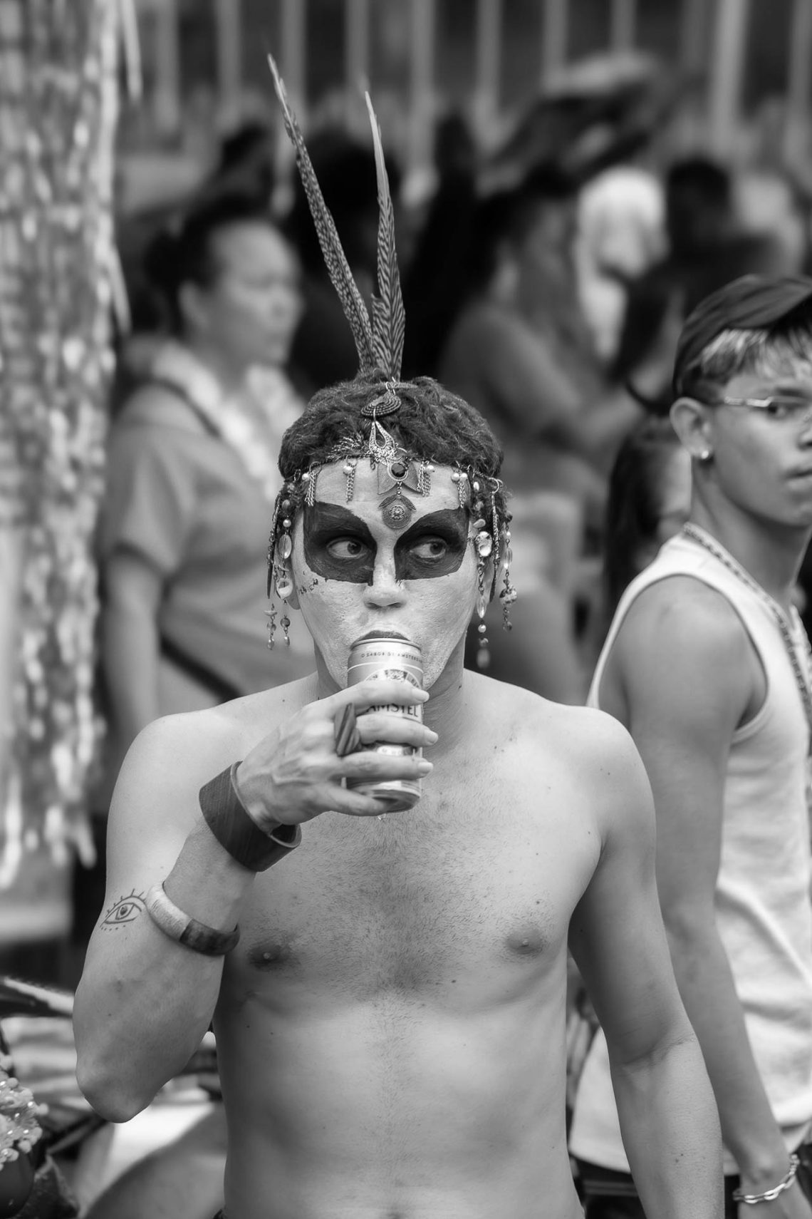 Carnaval em Preto e Branco: A Essência da Festa