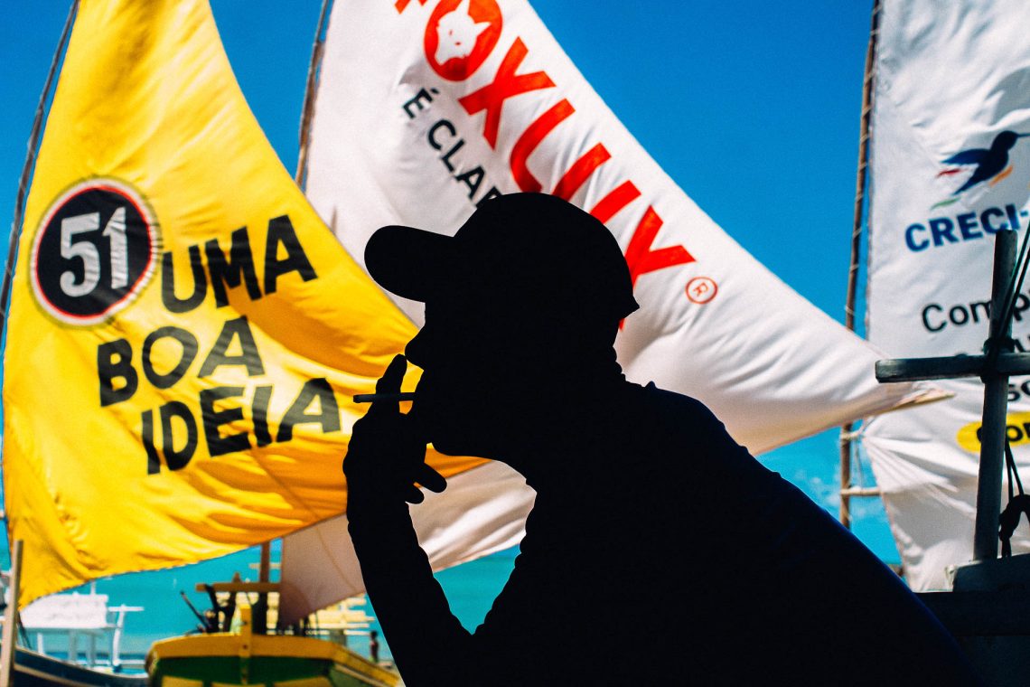 Entre Marés: Memórias e Retratos dos Jangadeiros em Alagoas