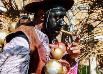 Enquanto Fugimos, Existimos