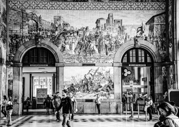 Sobre Partidas e Chegadas