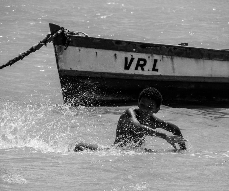 Criando ondas.
