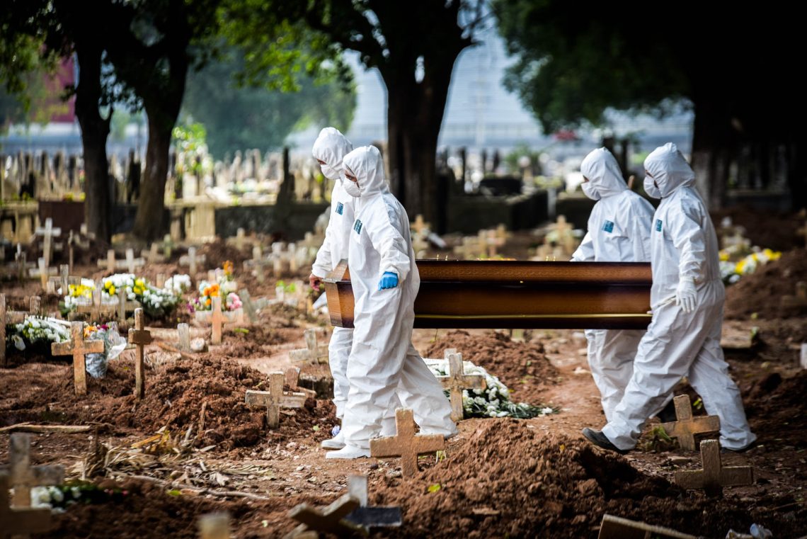 Protagonistas Ocultos: O trabalho dos coveiros na epidemia da COVID 19
