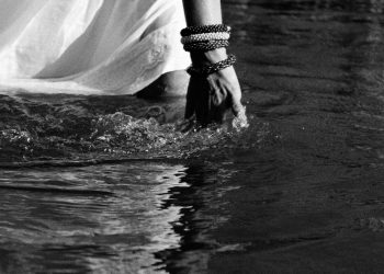 Espelho d’Água: corpo, rito e permanência