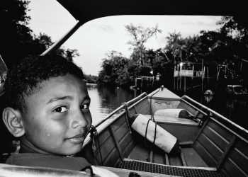 Pelos Olhos da Criança Amazônica