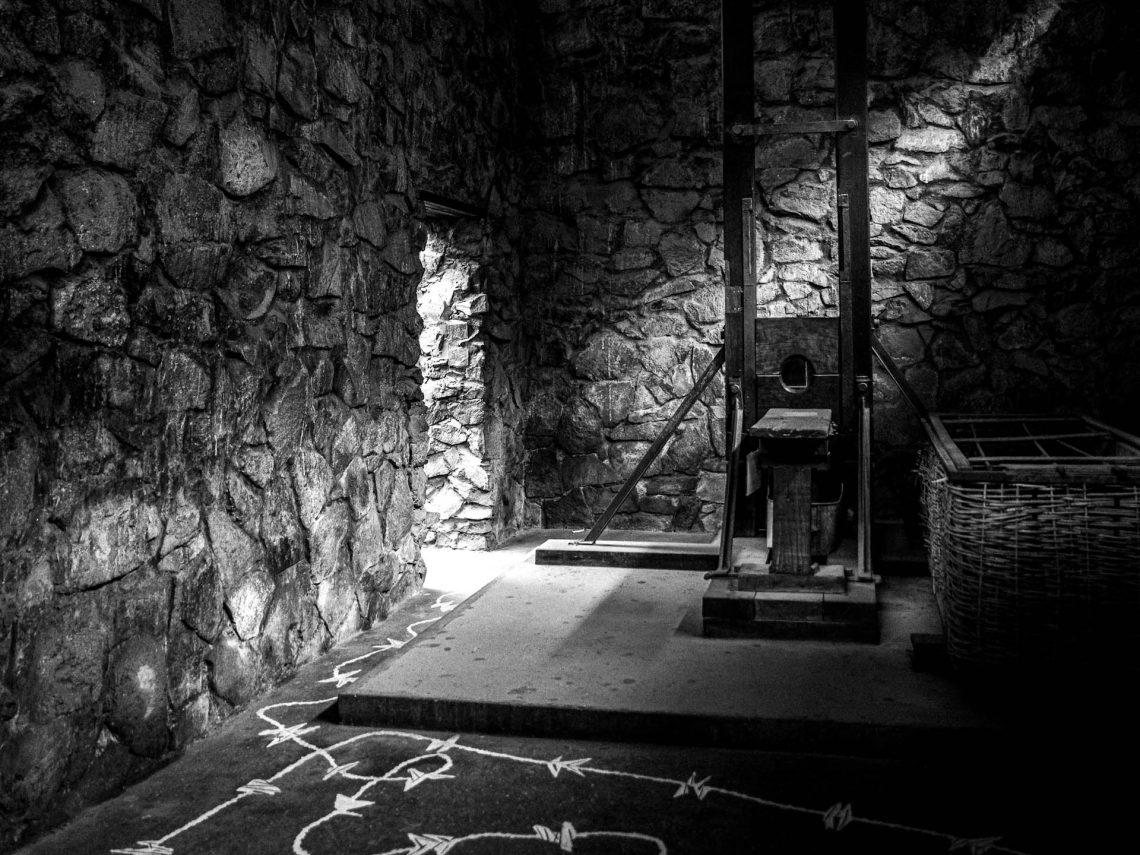 BORDER·line — Cicatrizes do Silêncio