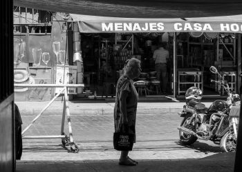 Una calle, una persona