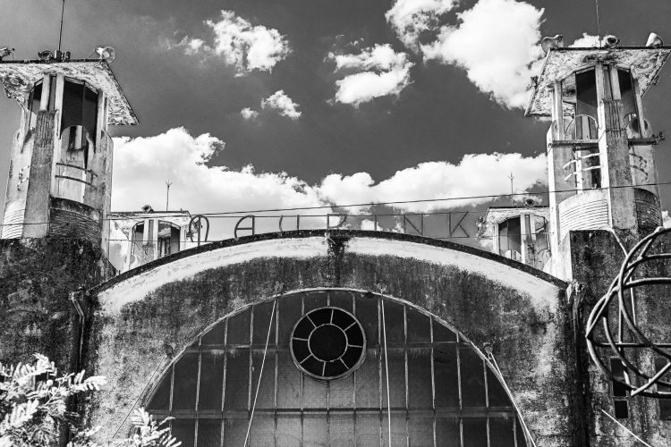 Arquitetura em Suspensão