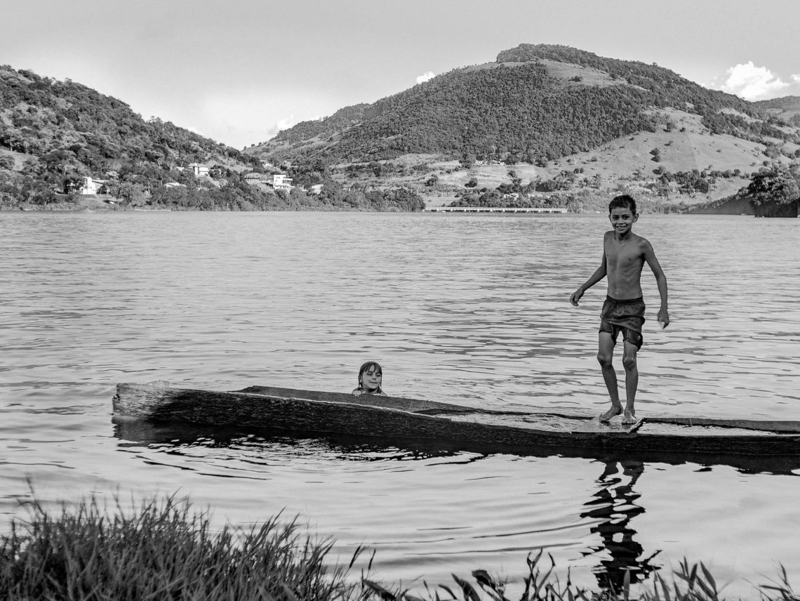Infância na represa do Rio Uruguai