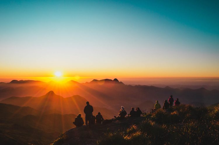 "Amanhecer". Parque Nacional da Serra dos Órgãos. 2021.